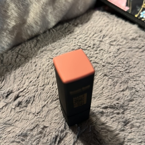 Romantic Beauty Matte Color 109 Pretty matte color with Gold Flecks - Picture 2 of 5